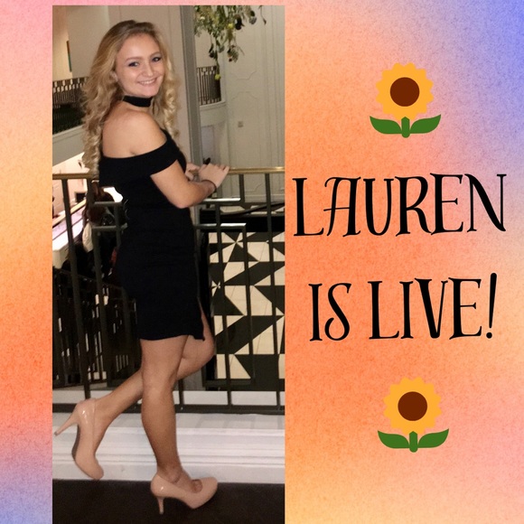 🌻 Lauren is Live! 🌻 Like to be Notified - Picture 1 of 8